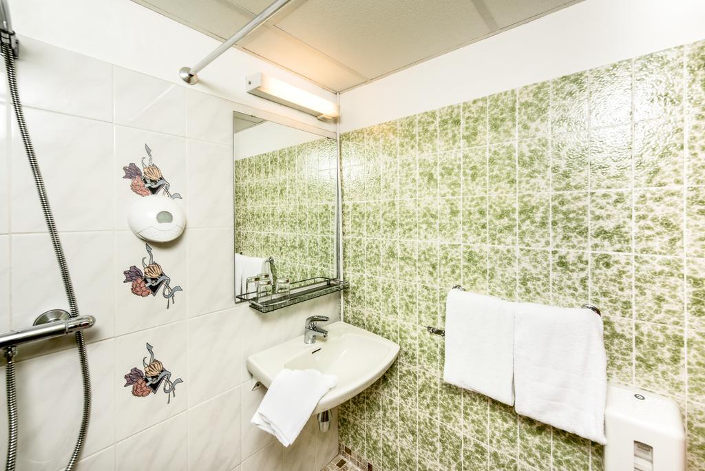 Sande Hotel Екстериор снимка